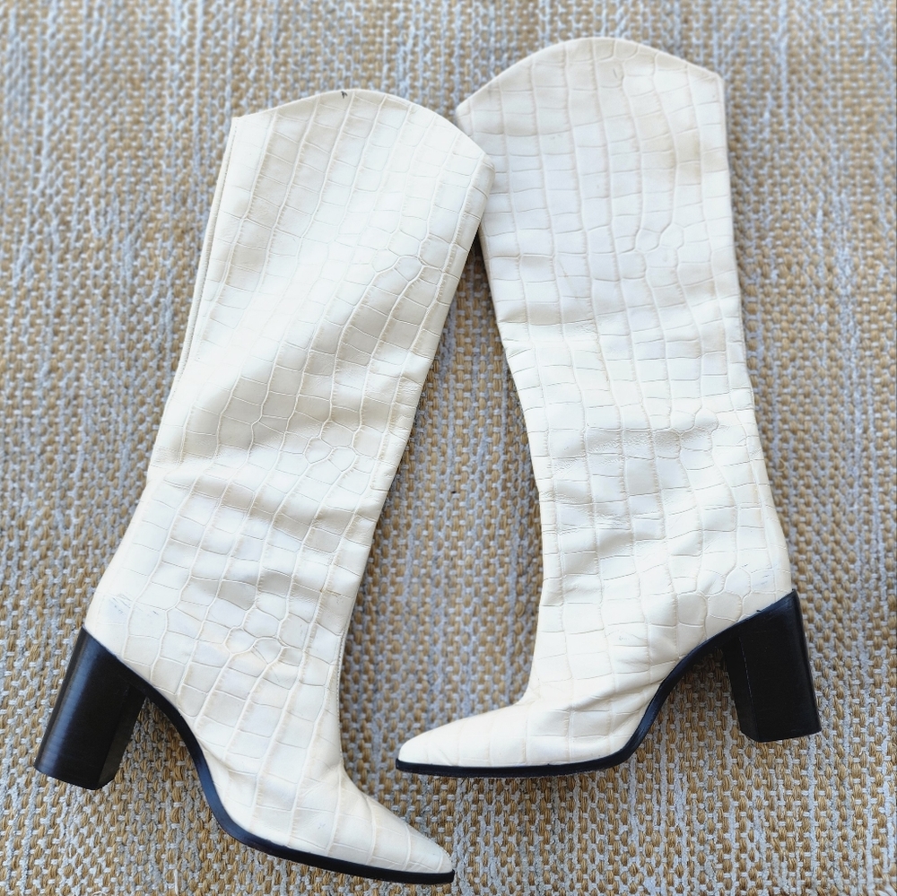 SCHUTZ Cream Croc-Embossed Heeled Boots